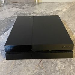 Ps4 W Controller & Cables