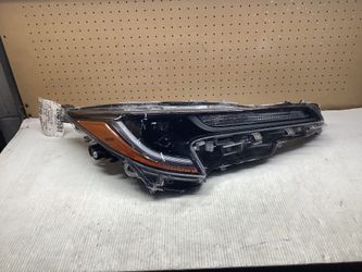 19-22 Toyota Corolla Right Passenger Headlight LED Eagle Eyes 81110-12LO