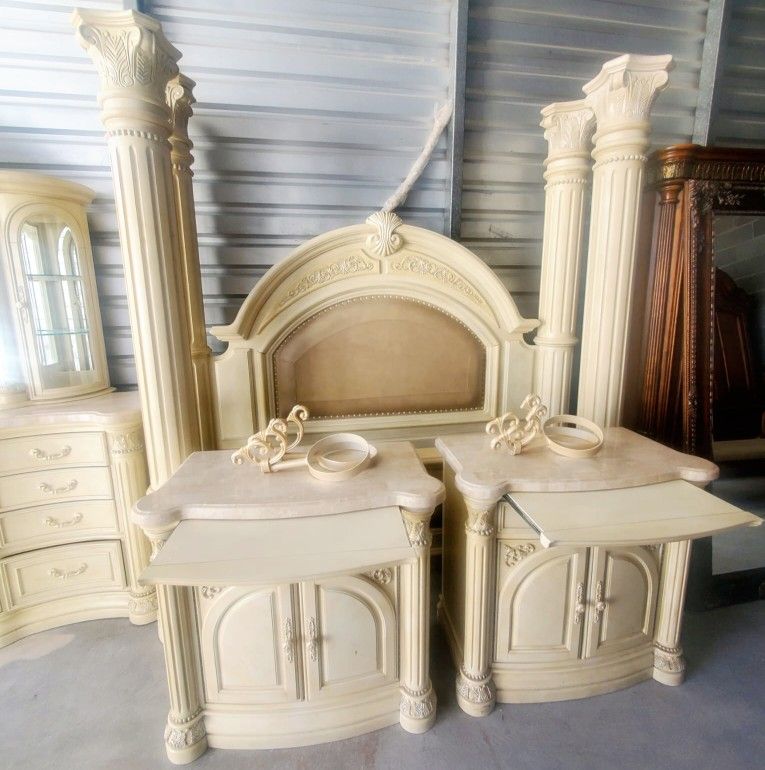 BEAUTIFUL MICHAEL AMINI AICO HIGH END DESIGNER MONTE CARLO COLLECTION KING CANOPY BEDROOM SET