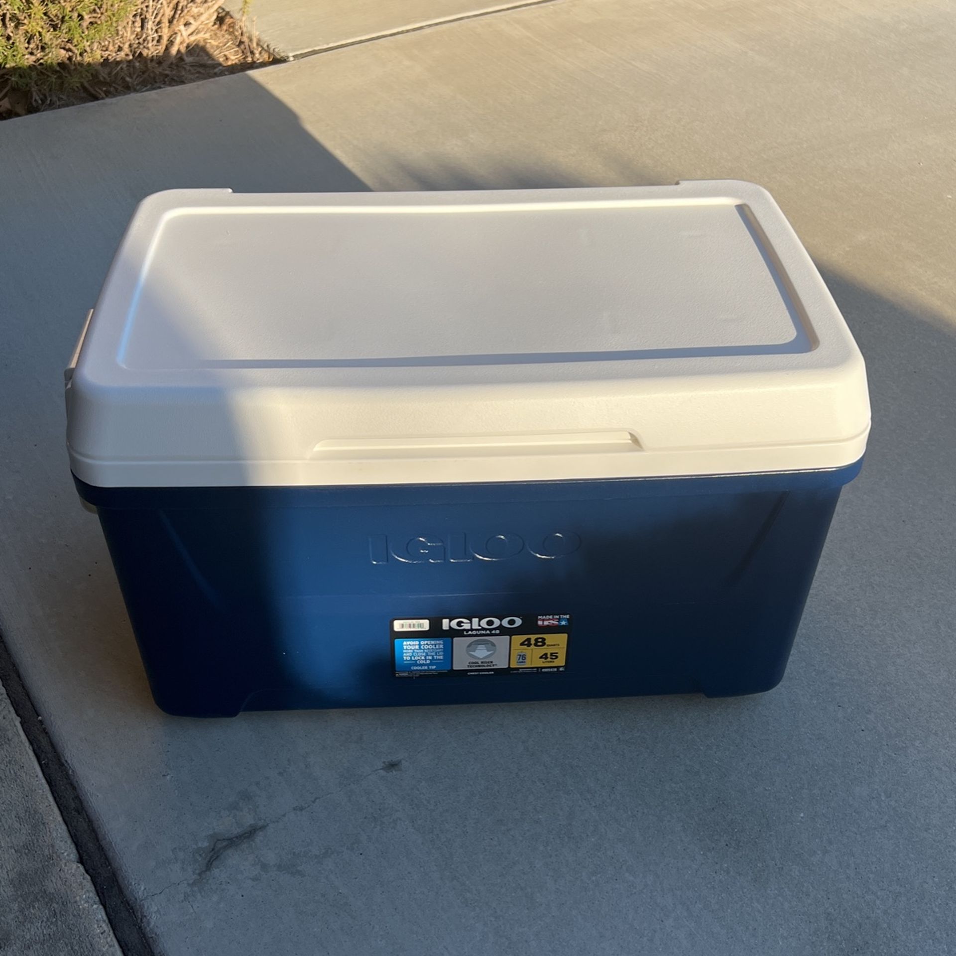 Igloo Laguna Chest Cooler 48 Quarts