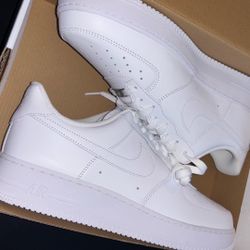 Nike Air Force 1 White Size 12 NEW Price 80$