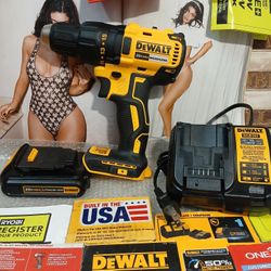 NEW DEWALT 20V BRUSHLESS 1/2 DRILL DRIVER TOOL KIT 