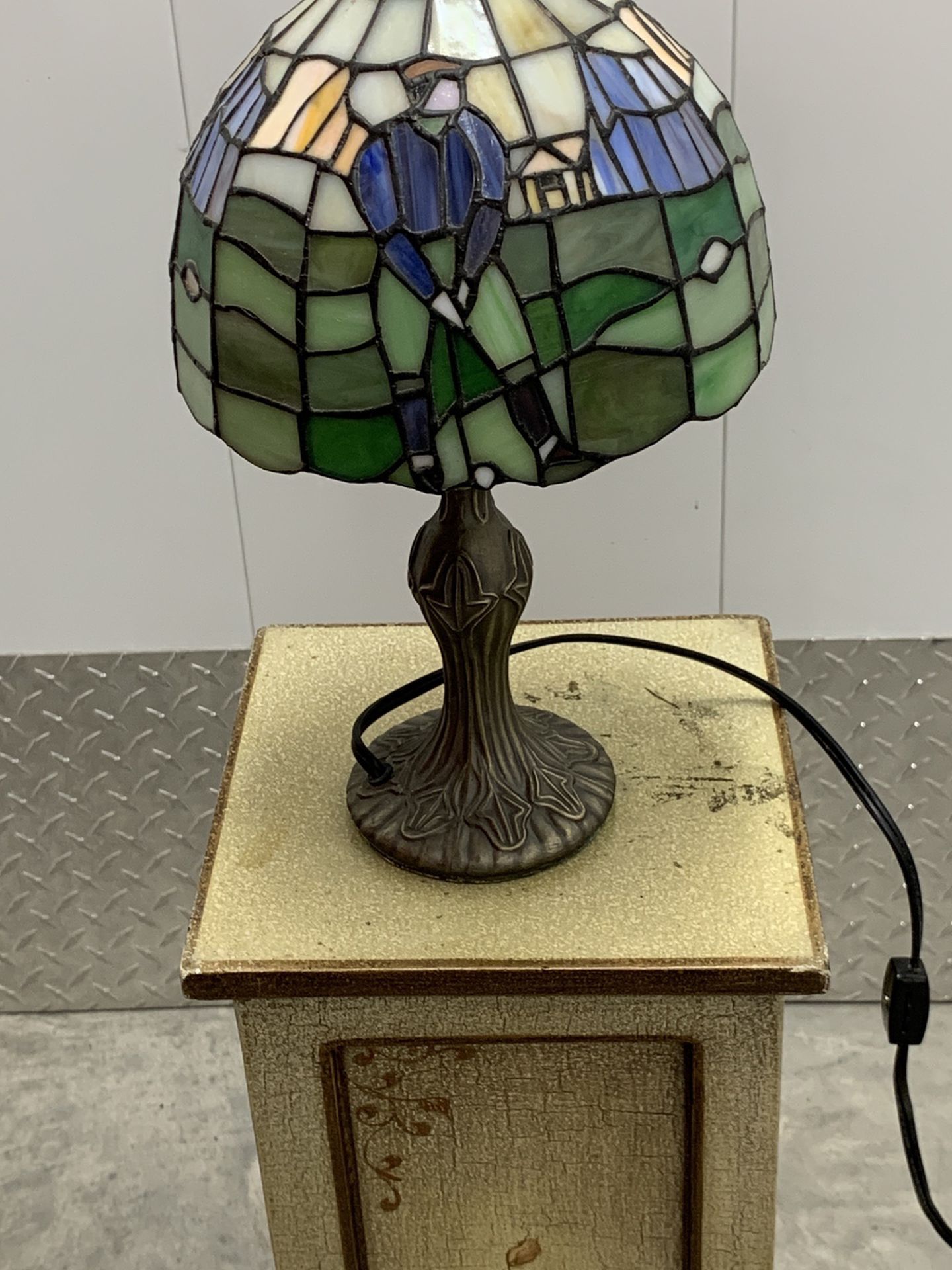 Tiffany Golf Motif Table Lamp