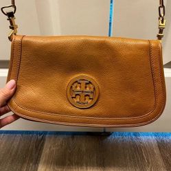 Tory Burch Clutch