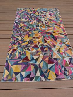 Indoor rug