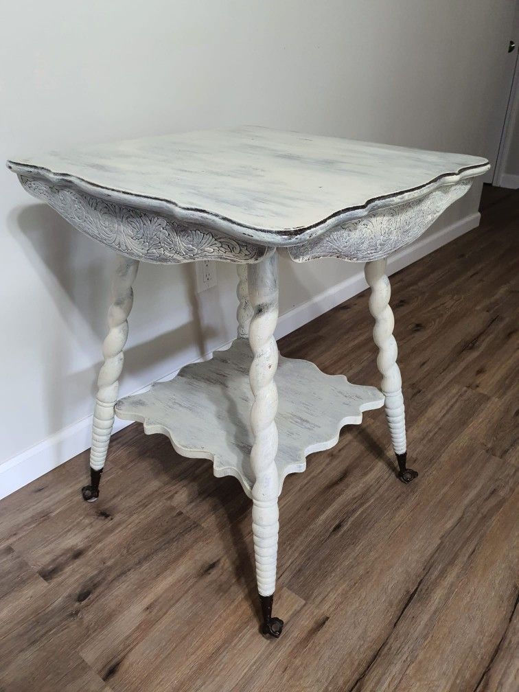 American Antique 1900 Oak Table (white ) + Oak Vintage table (Brown)