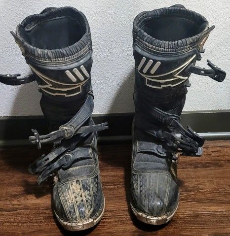 AXO Off Road Boots Size 12