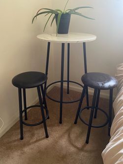 3-Piece Bar Table Set
