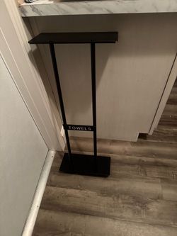 Towel holder