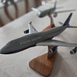 Airplanes To Display 