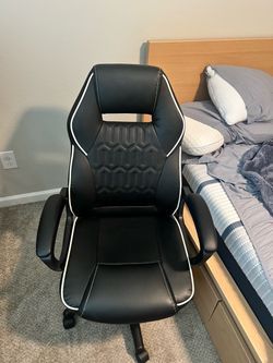 Gaming chair