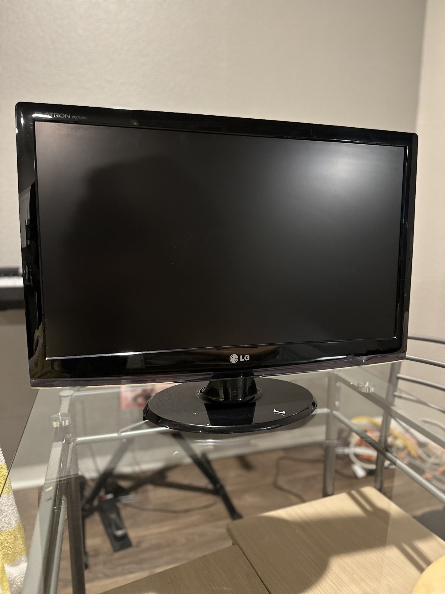 LG 23” Flatron Monitor 1080p Widescreen LCD Display (Black)