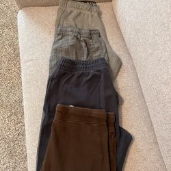 4 Pairs Of Men’s Sweat / Lounging Pants. Size Large