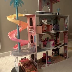 LOL Doll House 