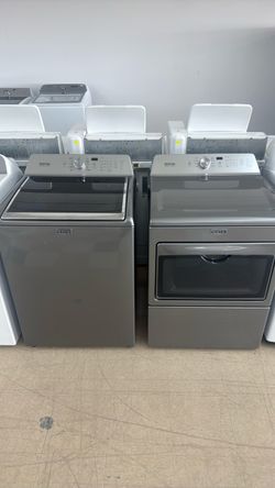 Maytag Washer and Dryer Set