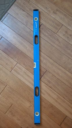 Empire Box level 48 in. # 63