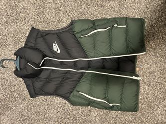 Nike Puffer vest