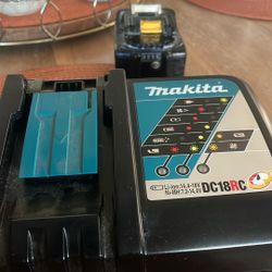 makita.  charger  bran new with 1 batterey