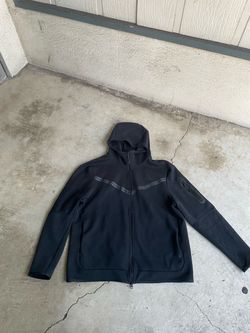 Nike Tech V1 size XL