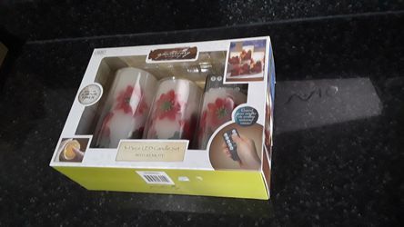 NEW Battery operated LED candles set with remote
