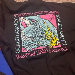 Large Twenty One Pilots Shirt 