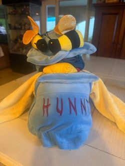 Disney Store Winnie the Pooh Hunny Pot Baby Costume Outfit 3/6 m