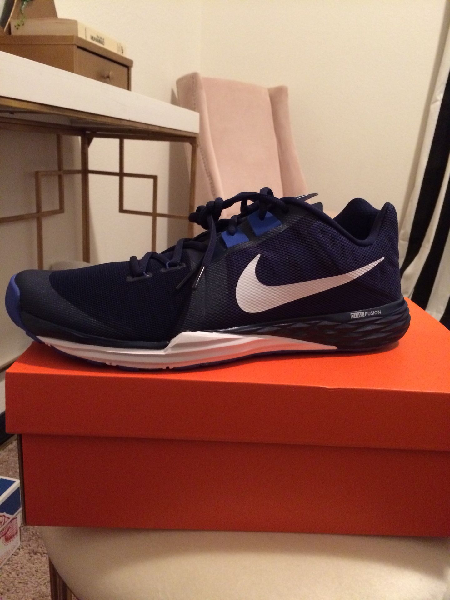 NIKE FUSION RUNNING SHOES Size 11 Clothing