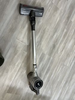 LG - CordZero Cordless Stick Vacuum with Kompressor Technology - Iron Gray