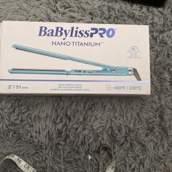 BABYLISSPRO® NANO TITANIUM™ 2" ULTRA-THIN STRAIGHTENER