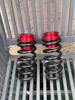Dodge Charger rear adjustable lowering springs.