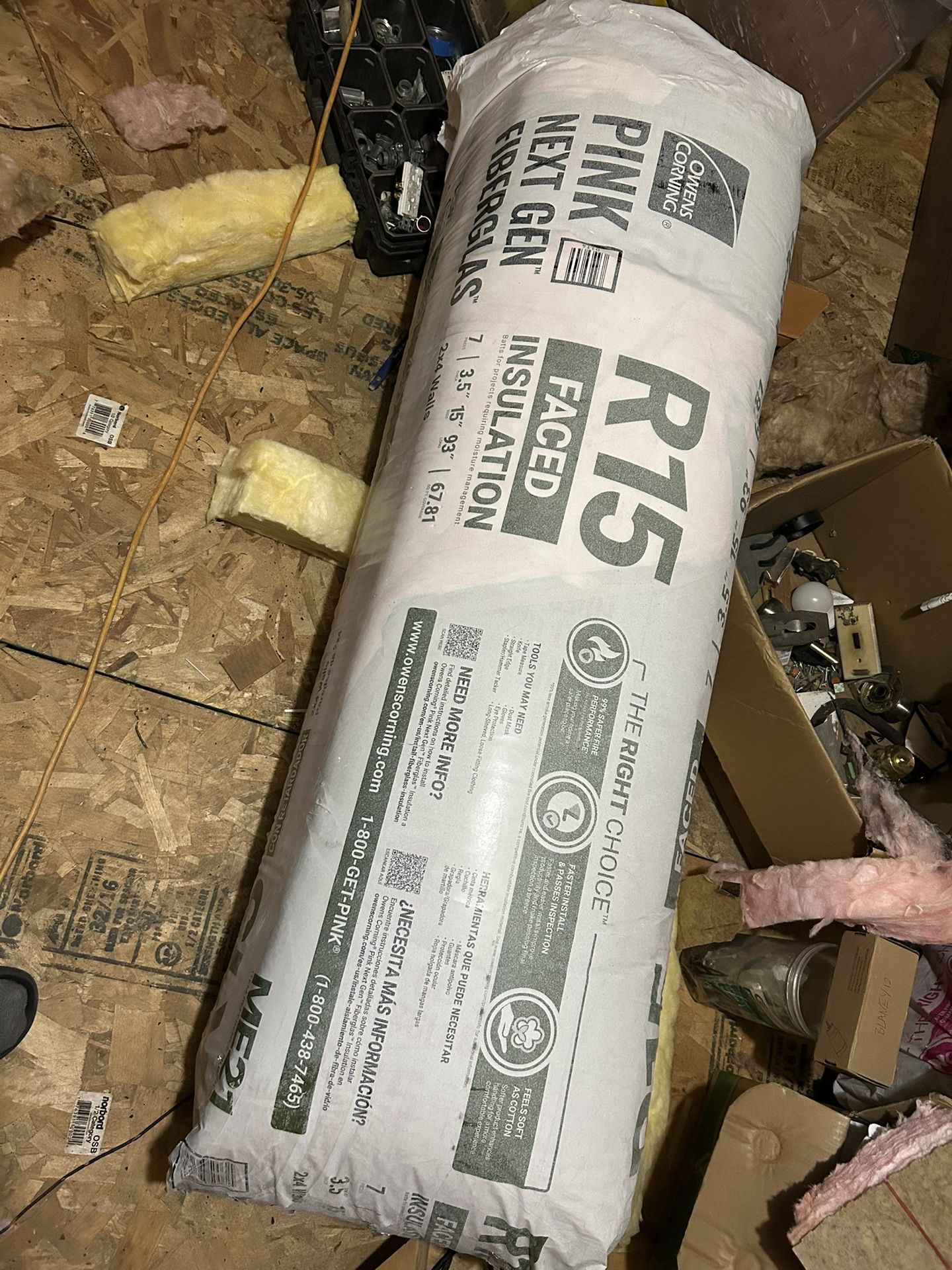 Owens Corning R-15 Faced Fiberglass Insulation Batt 15 in. x 93 in. (1 Bags)