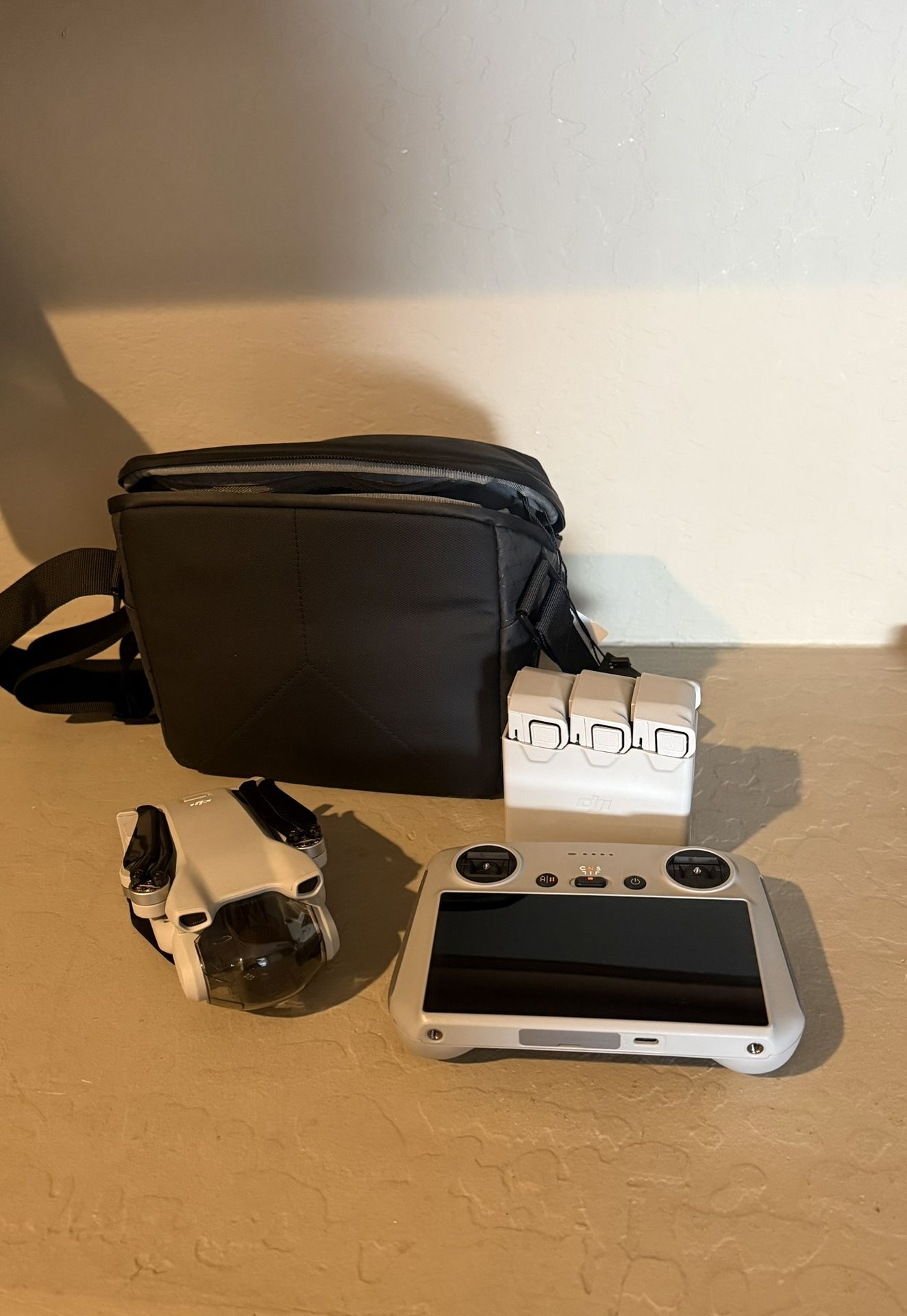DJI Mini 3 Flymore RC Combo