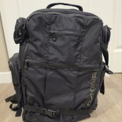 Dakine Reload Camera Backpack 30-33L