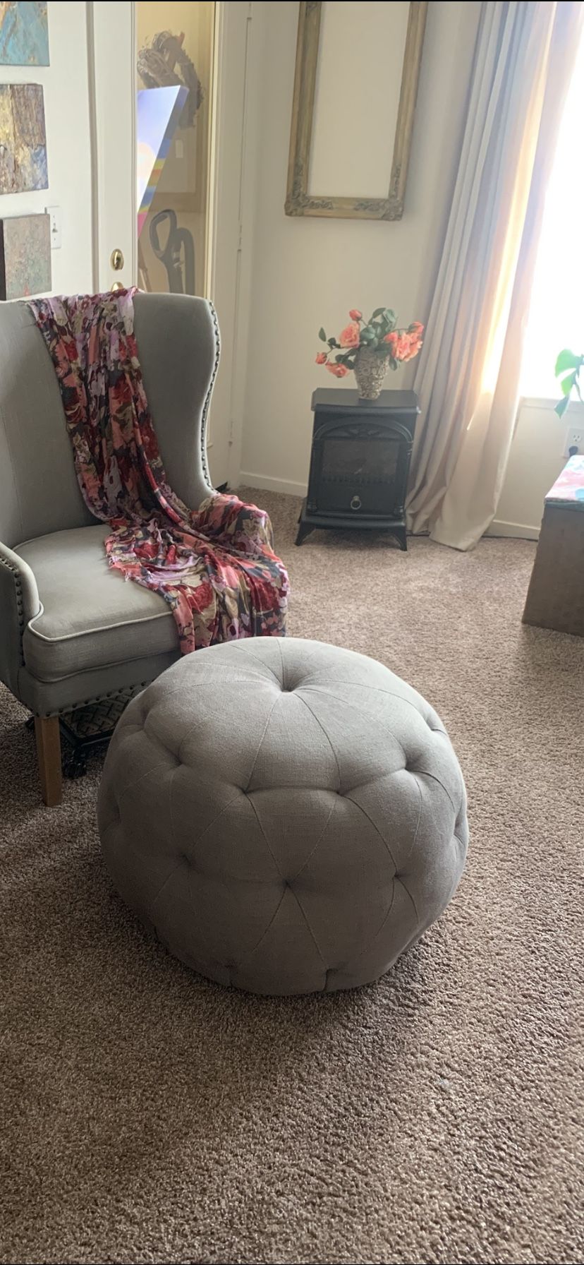 ottoman/Footstool/Round Footstool/Over Stuffed Ottoman