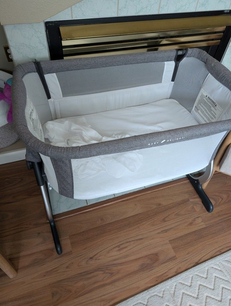Baby Delight Bassinet