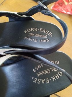 cute genuine k o r k - e a s e wedges never worn size 7