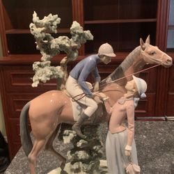 Lladro Figurine 17.5" JOCKE AND LADY LASS HORSE RIDER COUPLE 5036