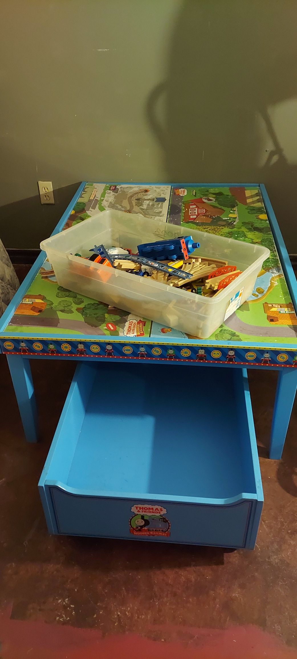 Tommy train all your accessories cost over 300 can deliver okc city area 150