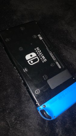 Nintendo Switch (Missing a Joycon Controller)