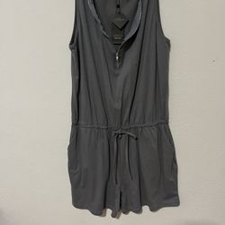 Sleeveless Romper Sz XL
