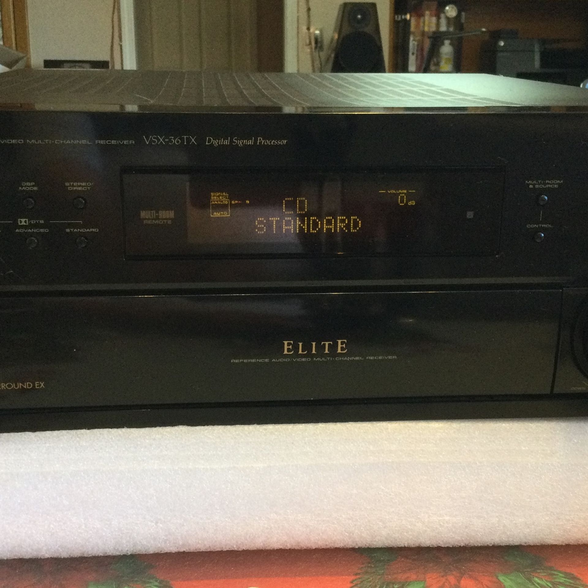 Pioneer ELITE VSX-36TX Audio/ Video Multi- Channel Receiver 