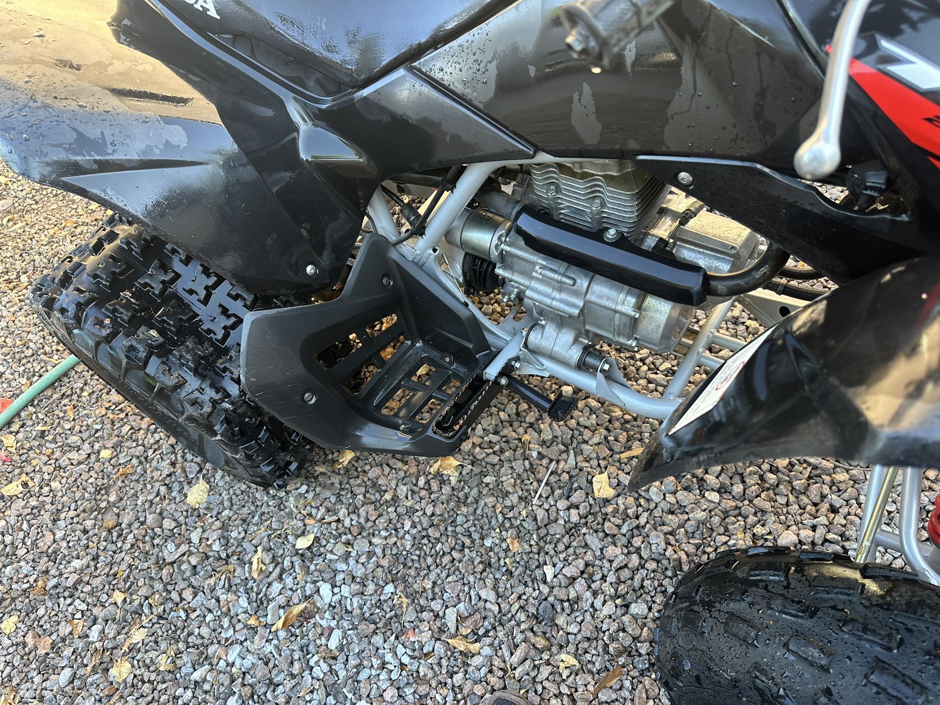 Two Honda Quads 400ex 250ex