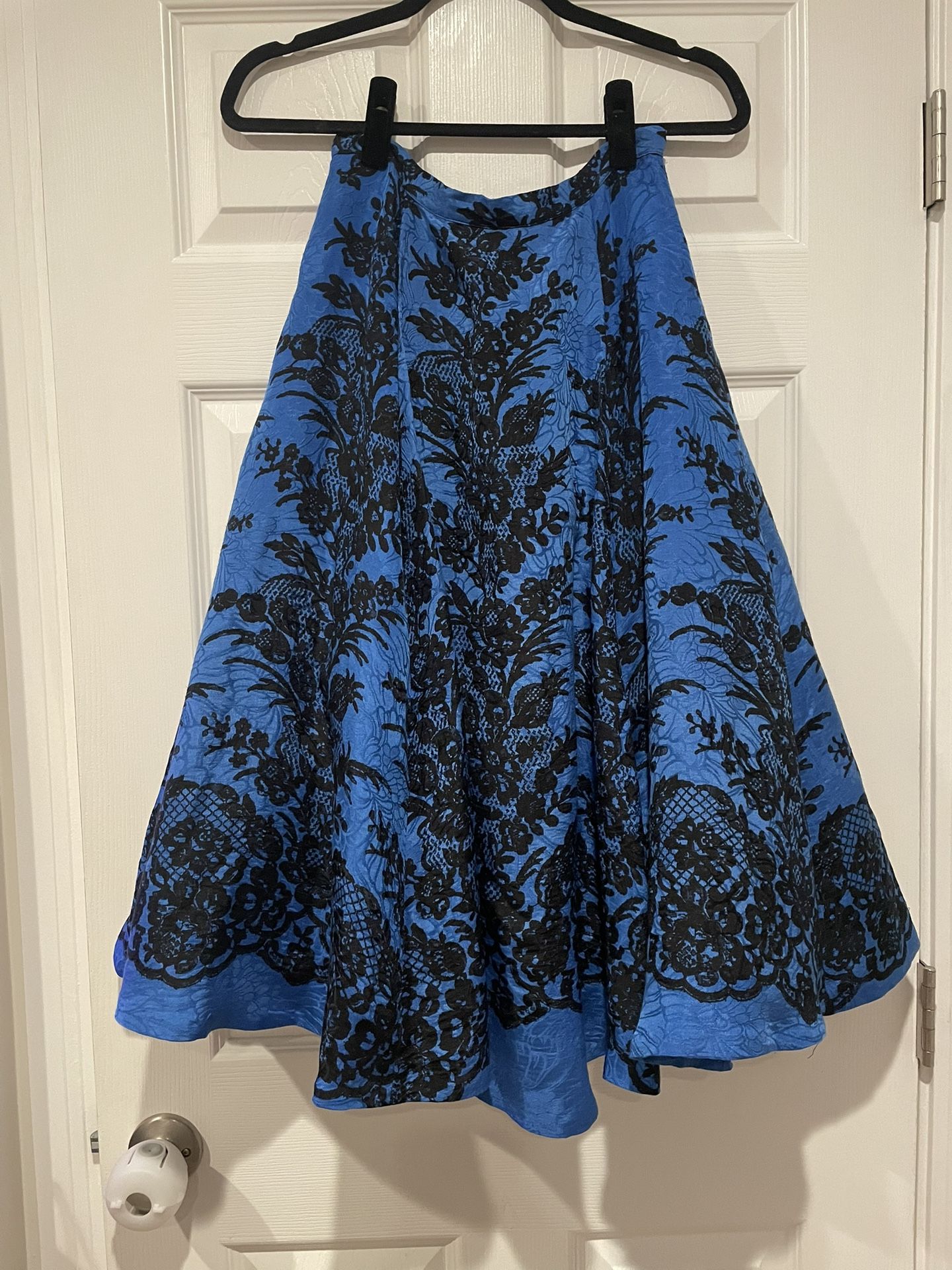 Tracy Reece From Anthropologie Blue And Black Floral Lace Tulle Skirt