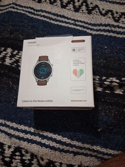 Selling brand new noise Halo premium galaxy type smartwatch60 obo