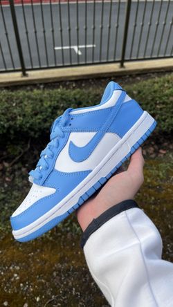 Nike Dunk Low ‘UNC’ colorway SIZES IN DESCRIPTION