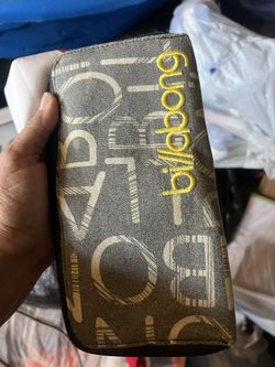 Billabong Wallet Billabong Wallet Stone Logo Canvas Yellow Lining Zip Around. Card slots 8.5”