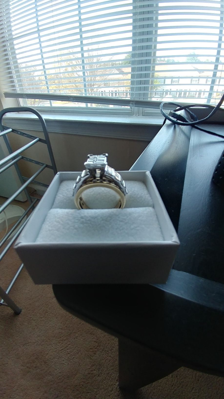 Diamond wedding ring