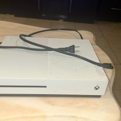 Xbox One Slim
