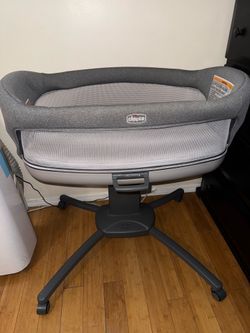 Chicco Close to You SE Bedside Bassinet
