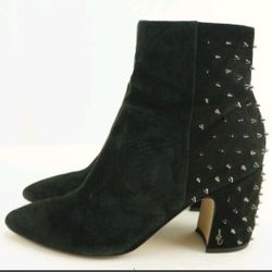 Reduced To $38✨️Size 7.5/37.5🎀Sam Edelman Heath studded ankle boots🎀